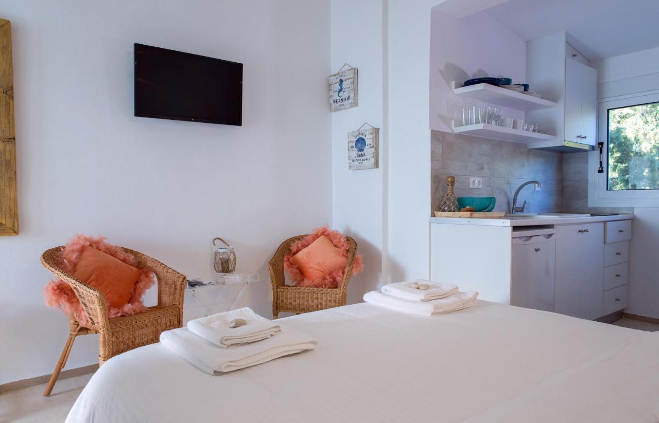 Bay View Villas Метони Екстериор снимка